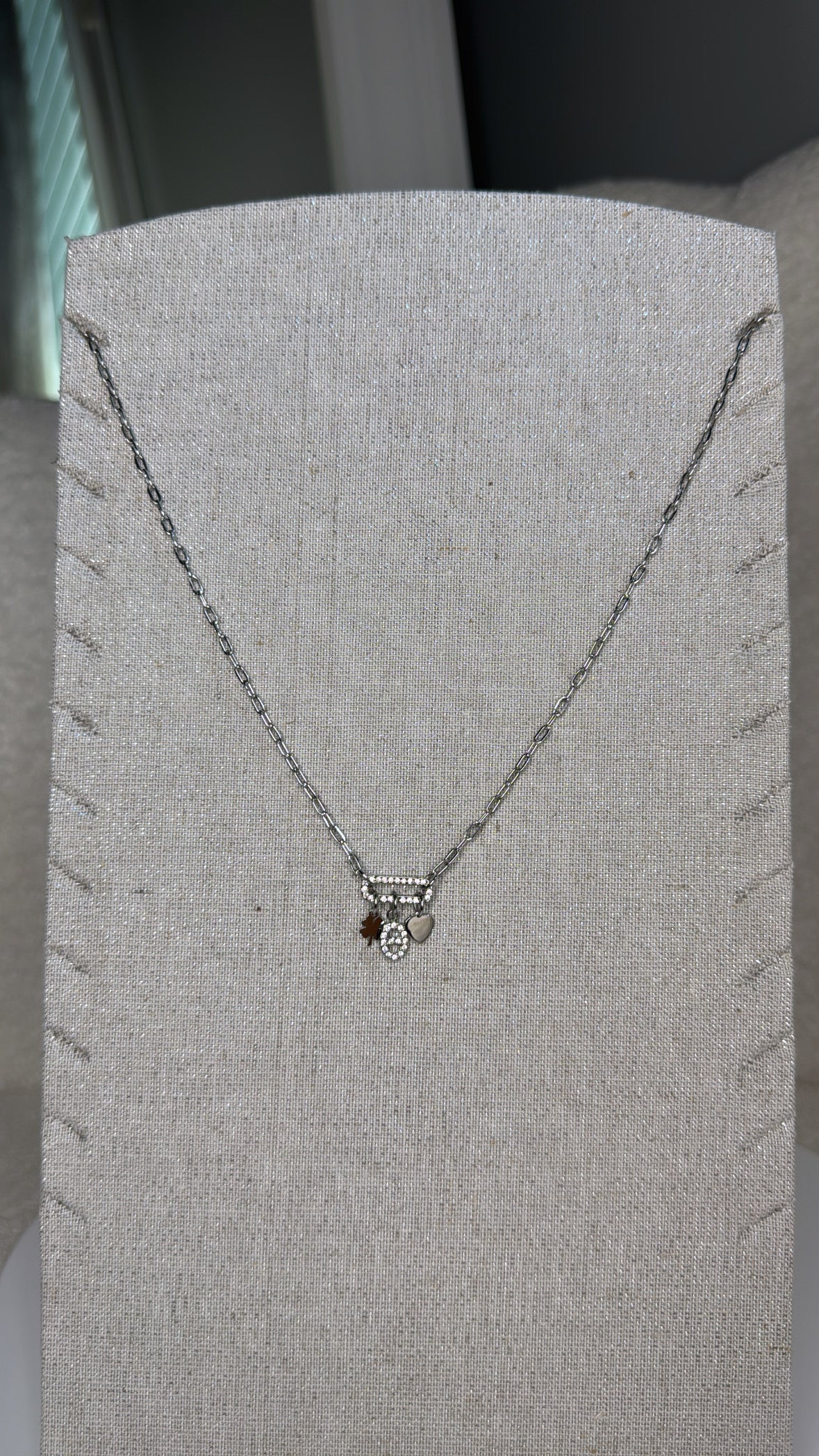 Collier Emma